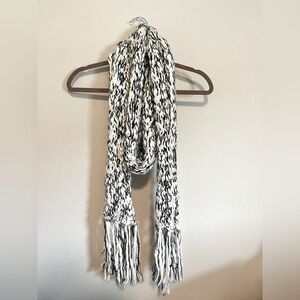 LA Hearts Black/White Scarf